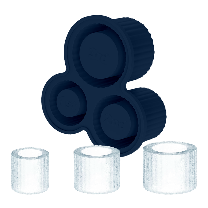 Tumbler Ice Cube Tray - Silicone Ice Mold w/ Lid - close-up | replacement tumbler lid